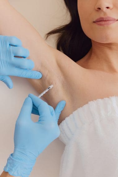 Neuromodulateurs hyperhidrose : réduisez votre transpiration